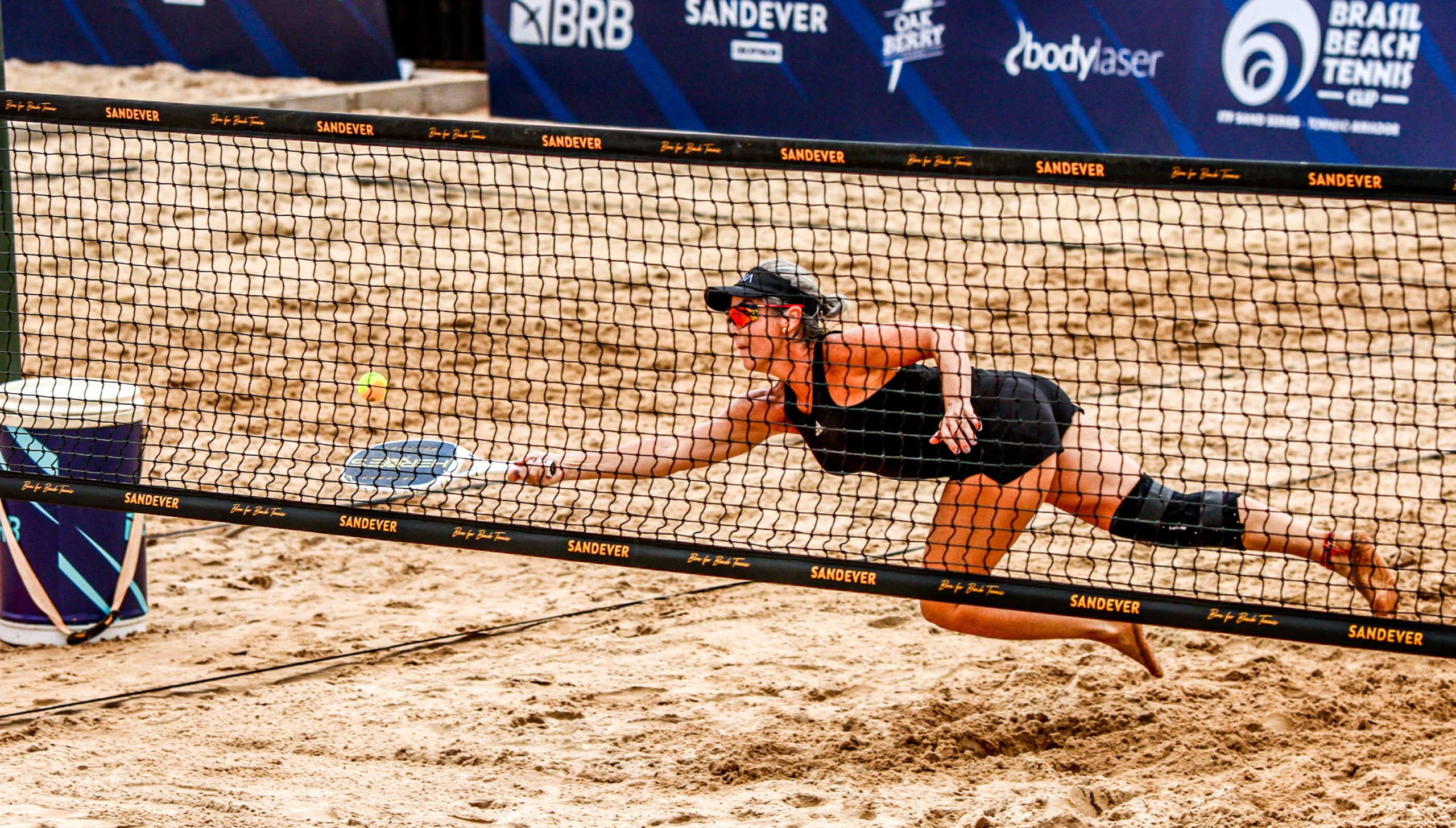 Beach Tennis Muscular